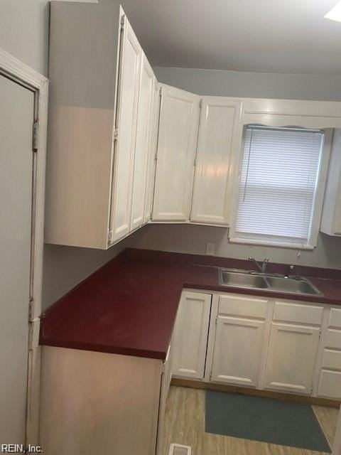 1262 West 40th Street - Photo 4 of 6