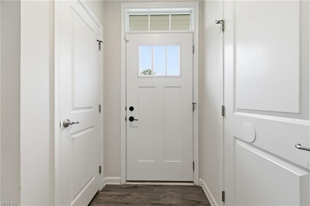 324 Capeside Ct - Photo 5 of 28