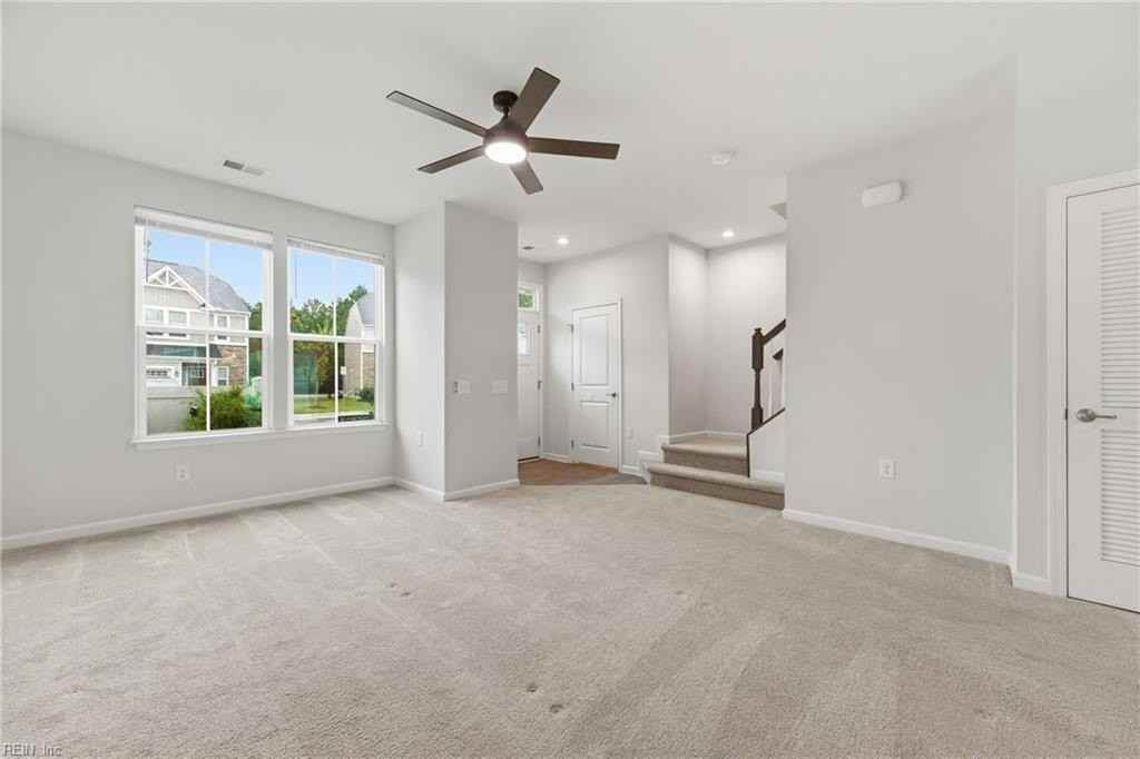 324 Capeside Ct - Photo 7 of 28