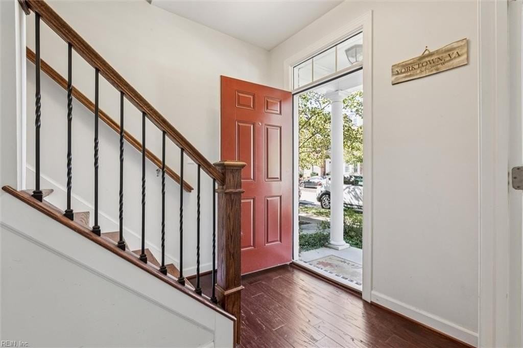 114 Peyton Randolph Drive - Photo 5 of 45