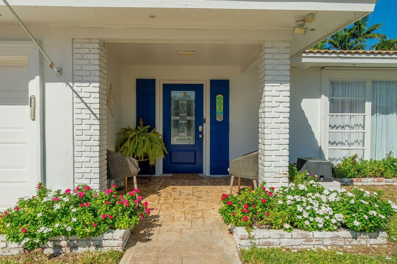 651 Ocean Inlet Dr - Photo 3 of 44