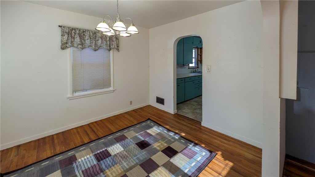 301 Giles Pl - Photo 4 of 24