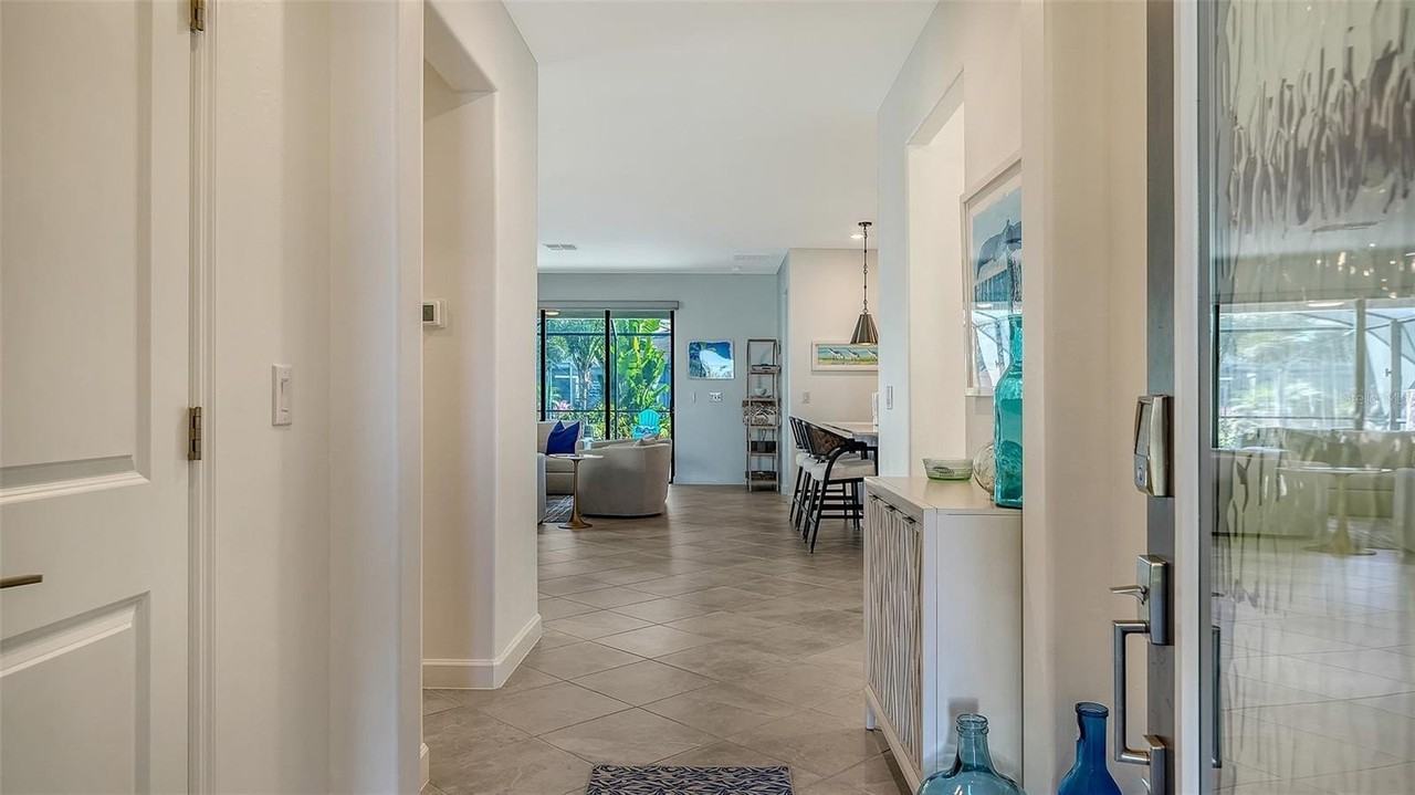 5225 Blue Crush St - Photo 6 of 50