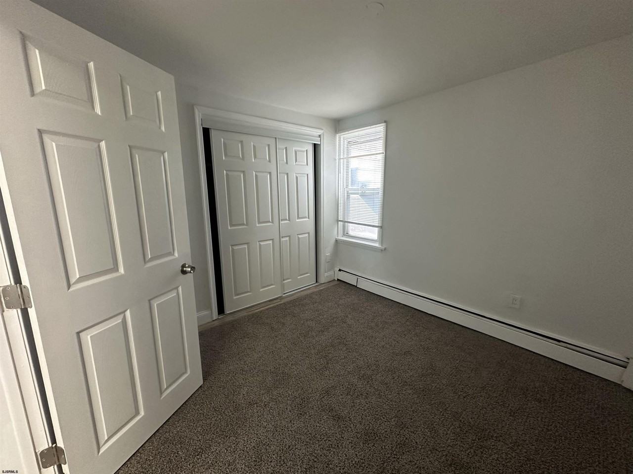 16 S Washington Ave - Photo 7 of 14