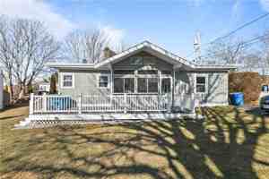 featured image of 30 Warren Ave