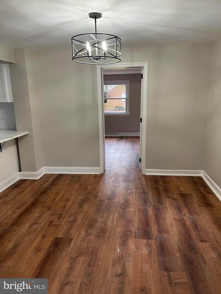 418 Goodley Rd - Photo 6 of 29