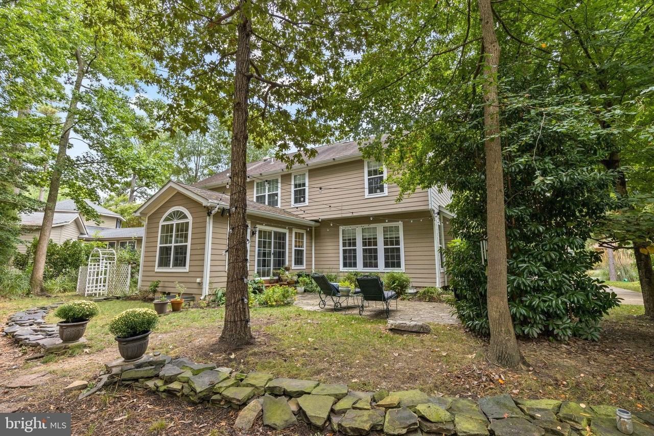 11215 Lord Baltimore Dr - Photo 2 of 45