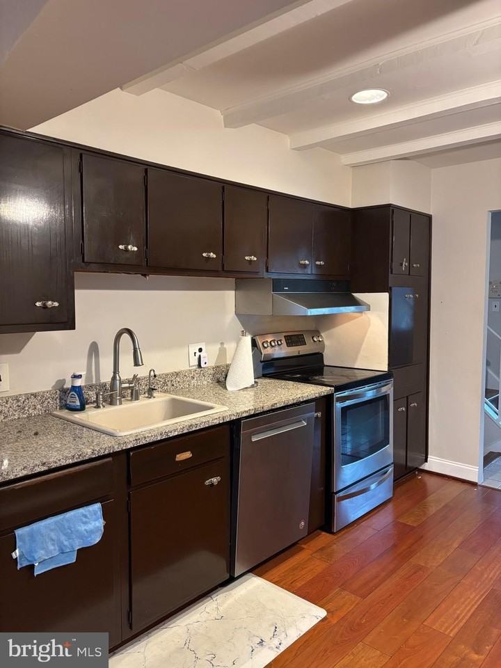 14204 London Lane - Photo 2 of 17