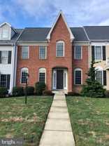 12 Jamestown Sq - Photo 1 of 1