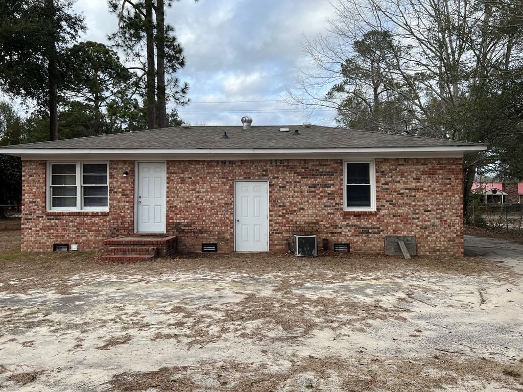 316 Rogers Ave - Photo 3 of 20