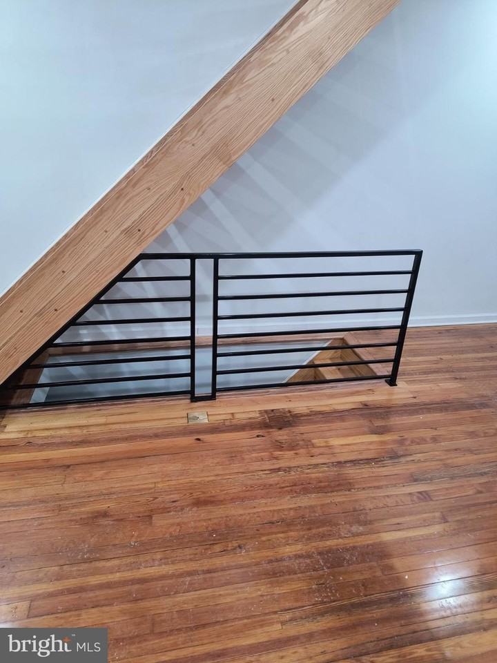 5817 Norfolk St - Photo 4 of 11