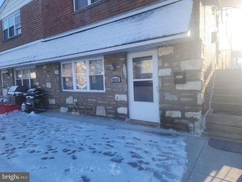 2218 Strahle Street - Photo 4 of 22