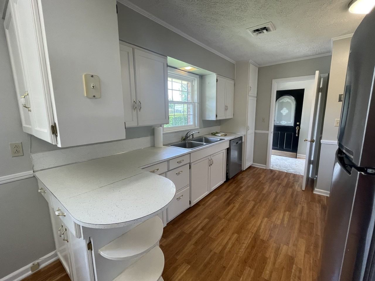 321 Druid Ln - Photo 7 of 23