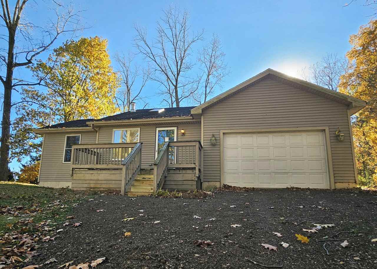 13745 Grandview Dr - Photo 2 of 35