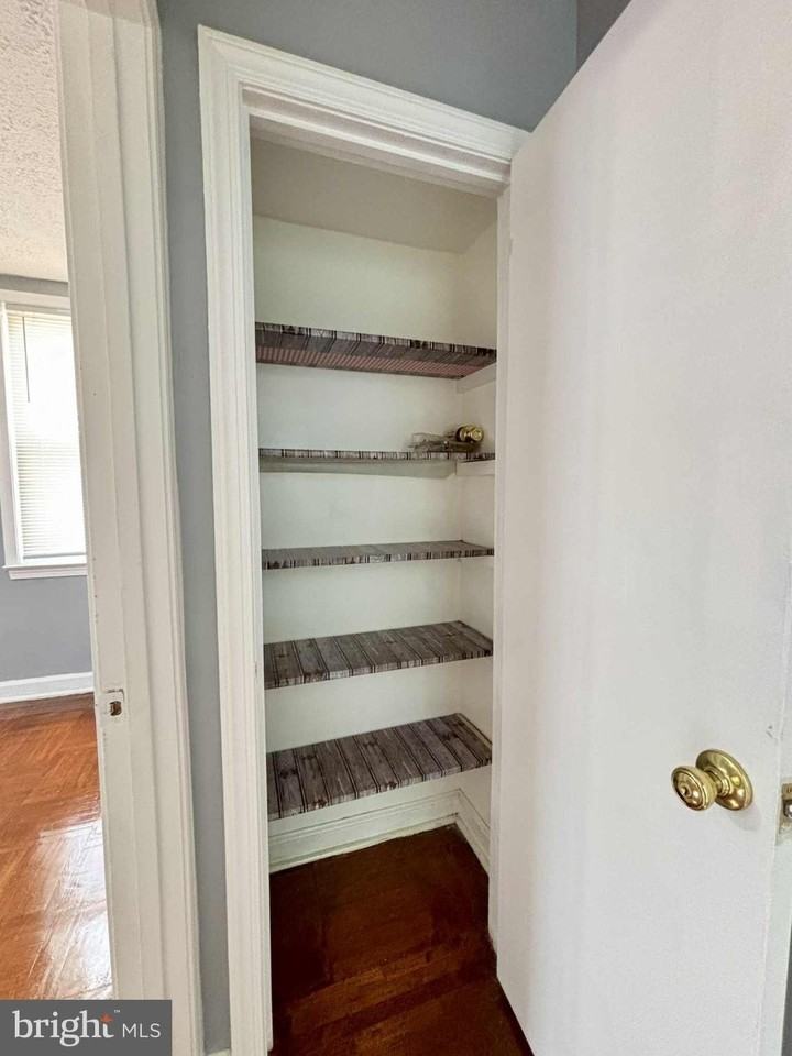 1303 East Johnson Street #2 - Photo 5 of 12