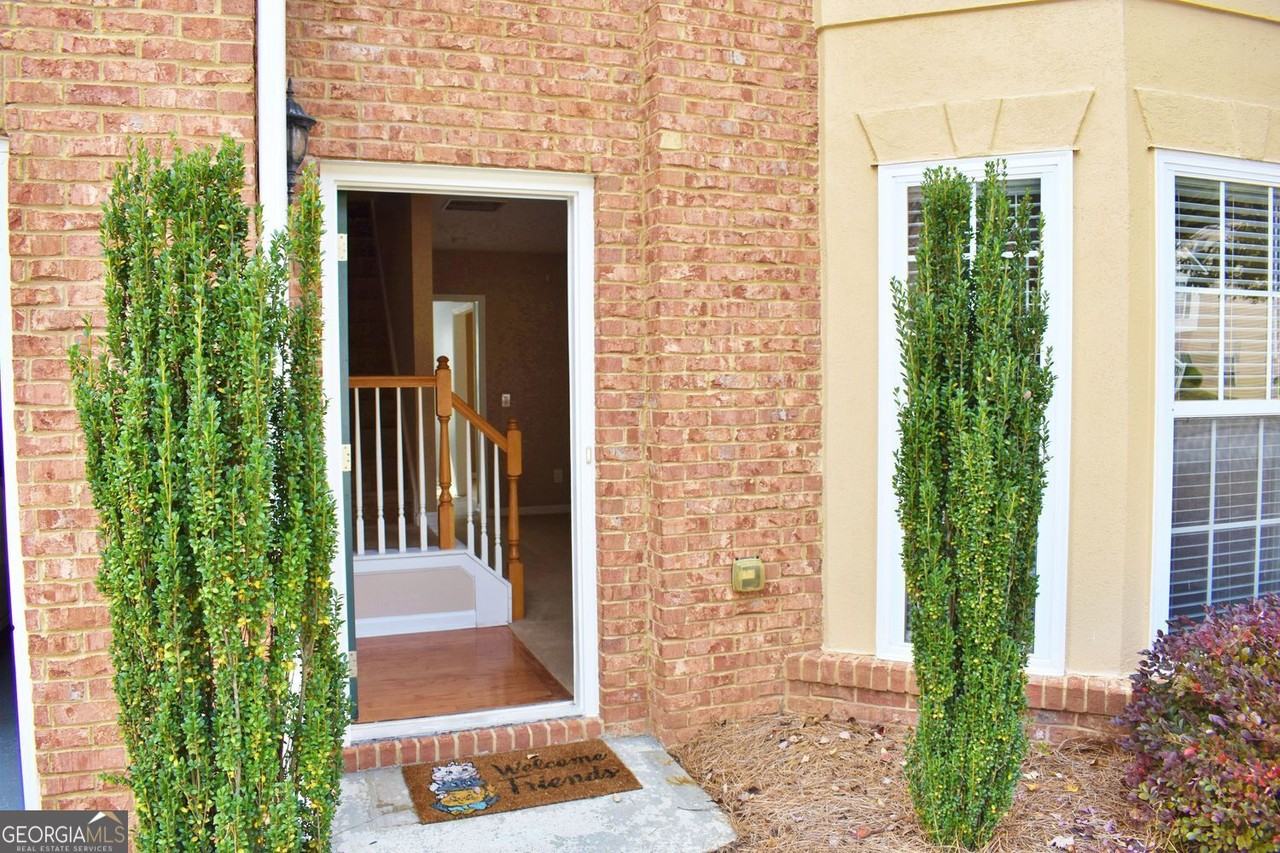 2015 Lisa Springs Dr - Photo 4 of 36