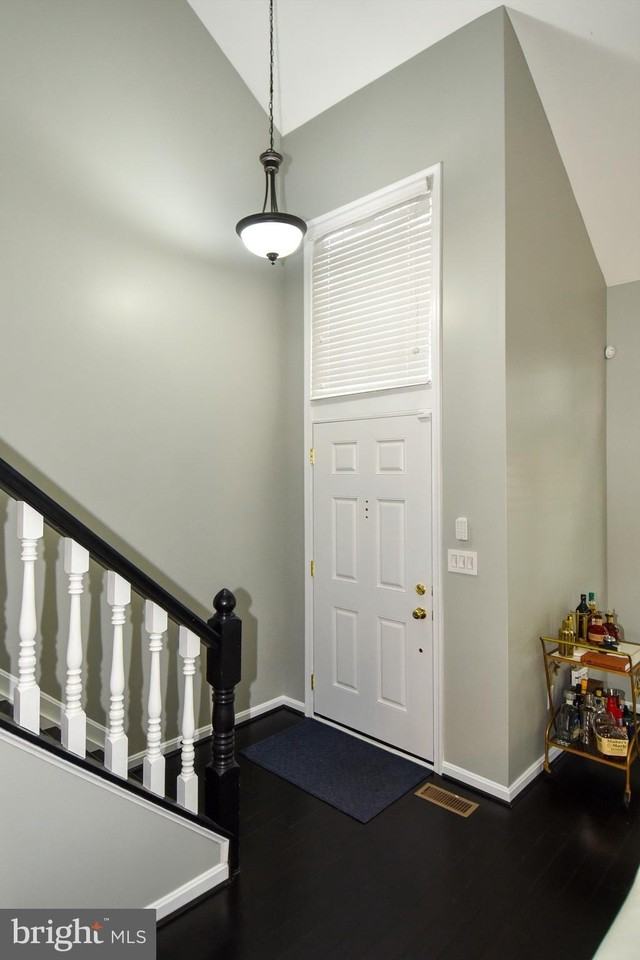 406 Fortress Way - Photo 4 of 42