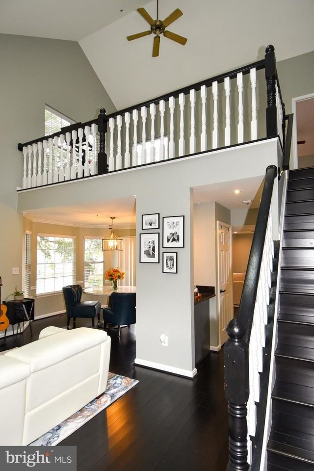 406 Fortress Way - Photo 5 of 42