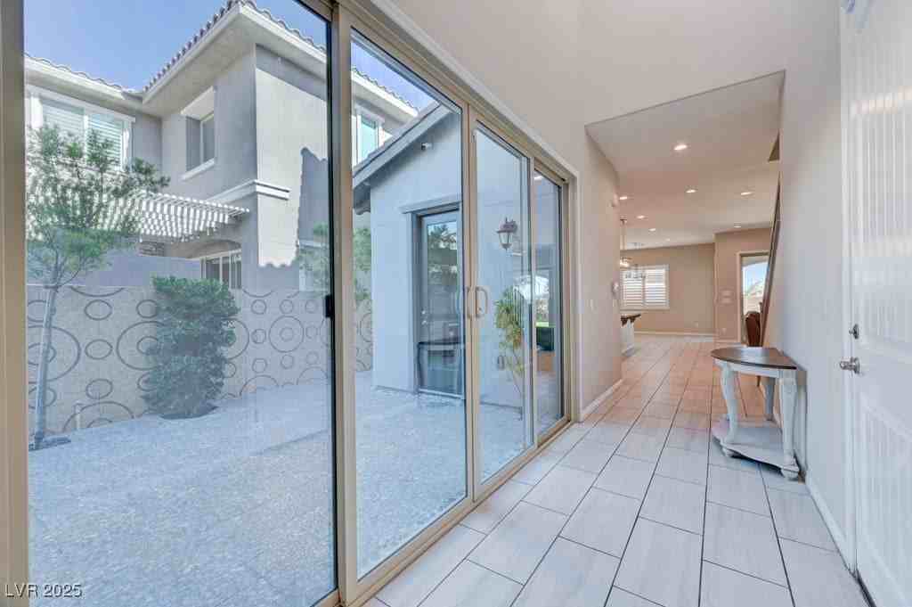 308 Molinetto St - Photo 5 of 50