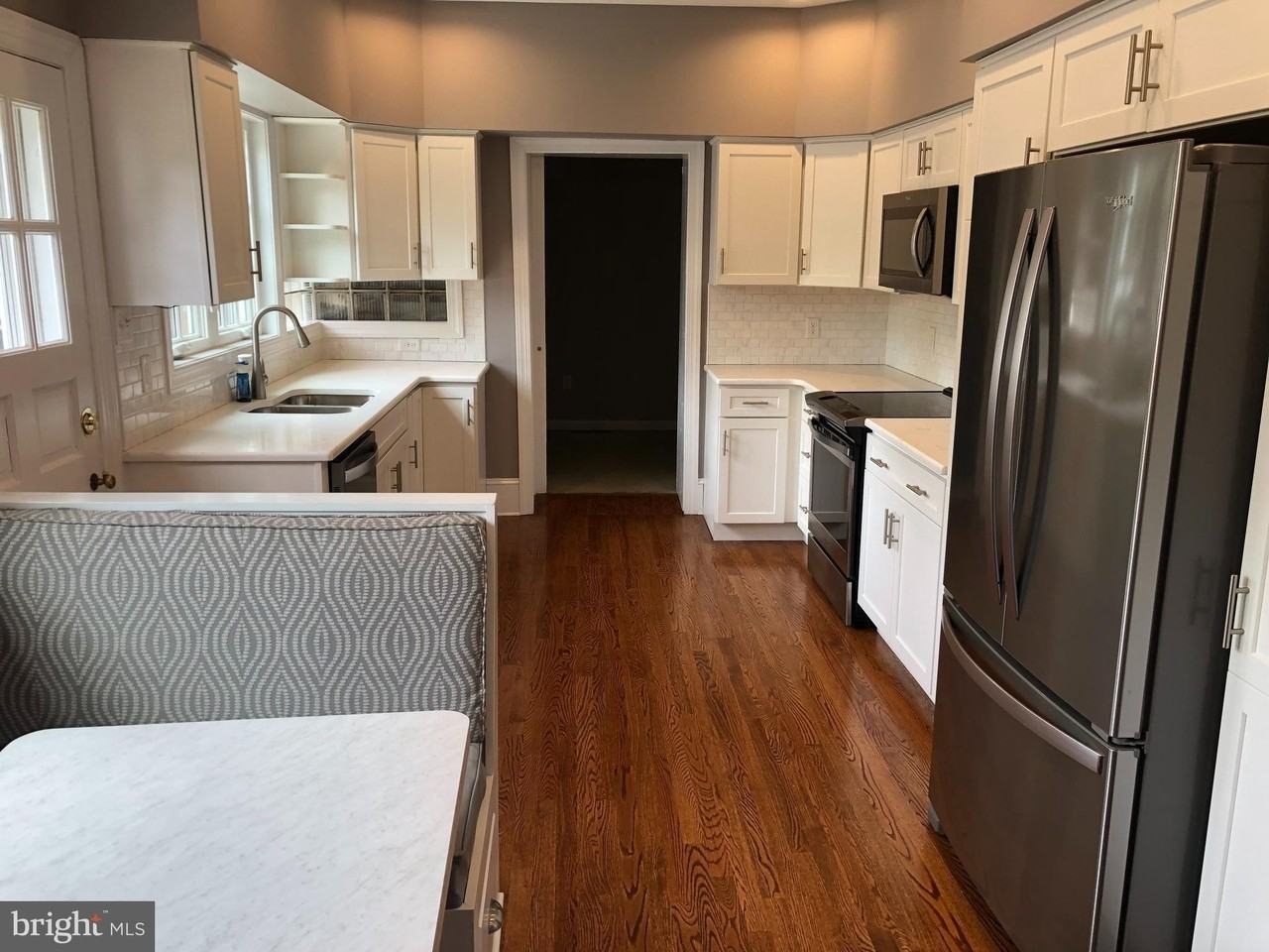 23 S Stewart St - Photo 2 of 11