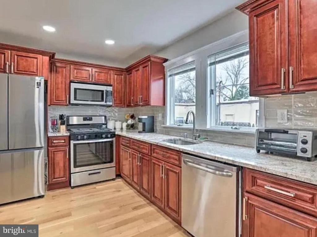 506 Atlantic Ave - Photo 7 of 7