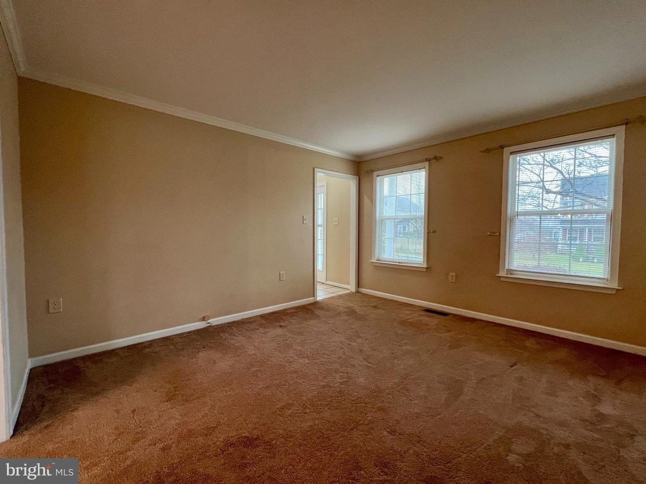 131 Cypress Point Court - Photo 5 of 29