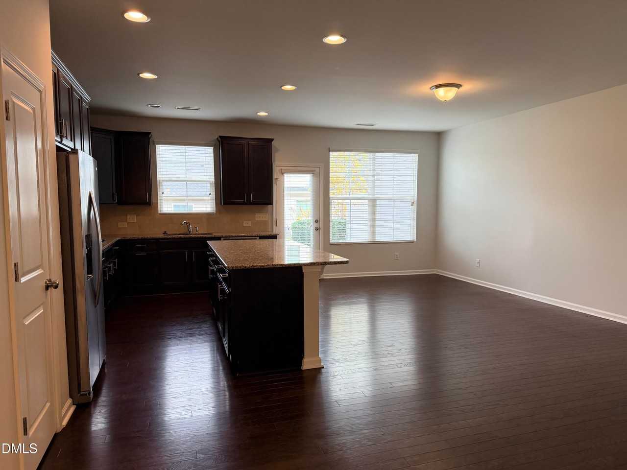 837 Bristol Bridge Dr - Photo 4 of 24