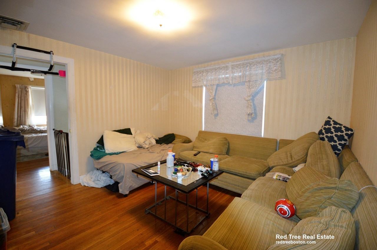 16 Caltha Rd #16 - Photo 2 of 12