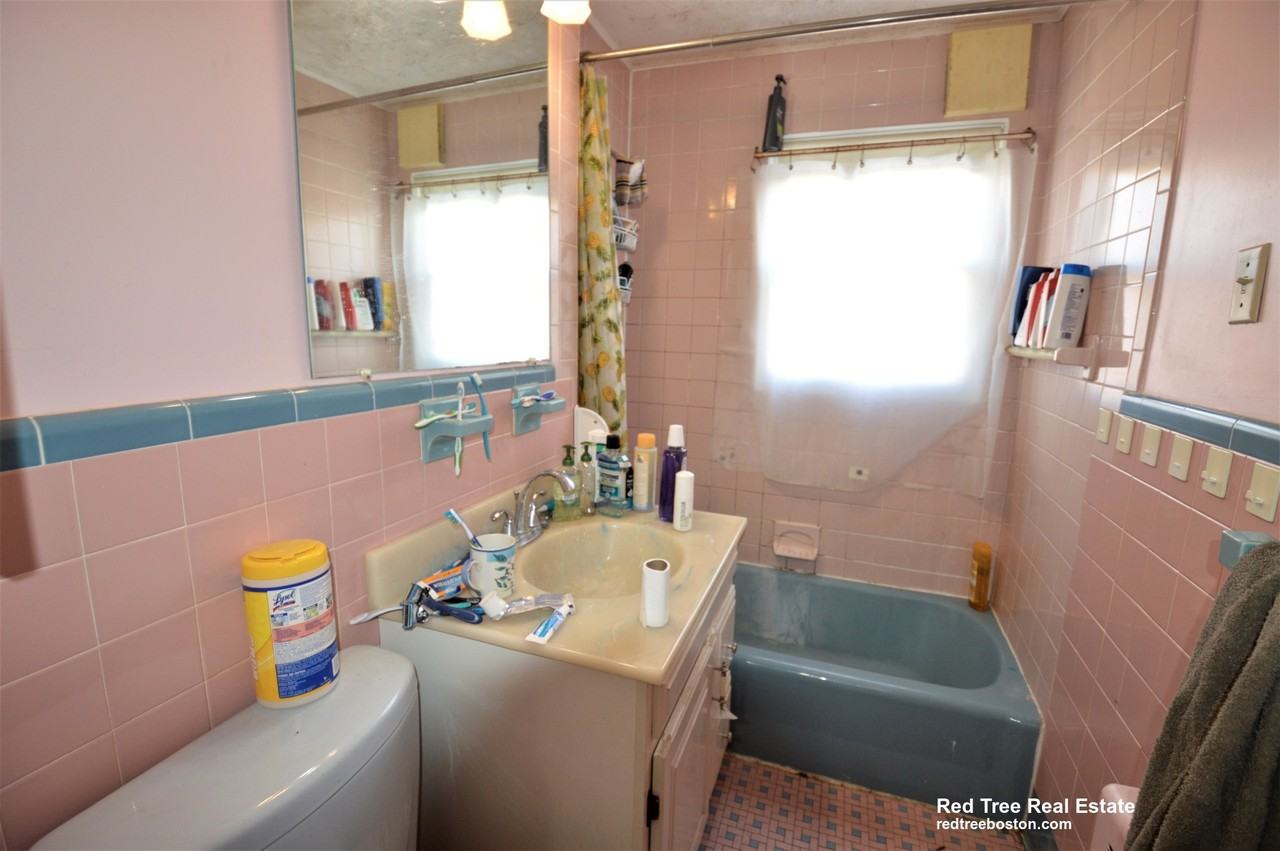 16 Caltha Rd #16 - Photo 7 of 12