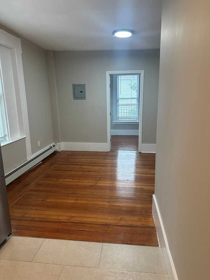 10 Greenville St #3 - Photo 5 of 10