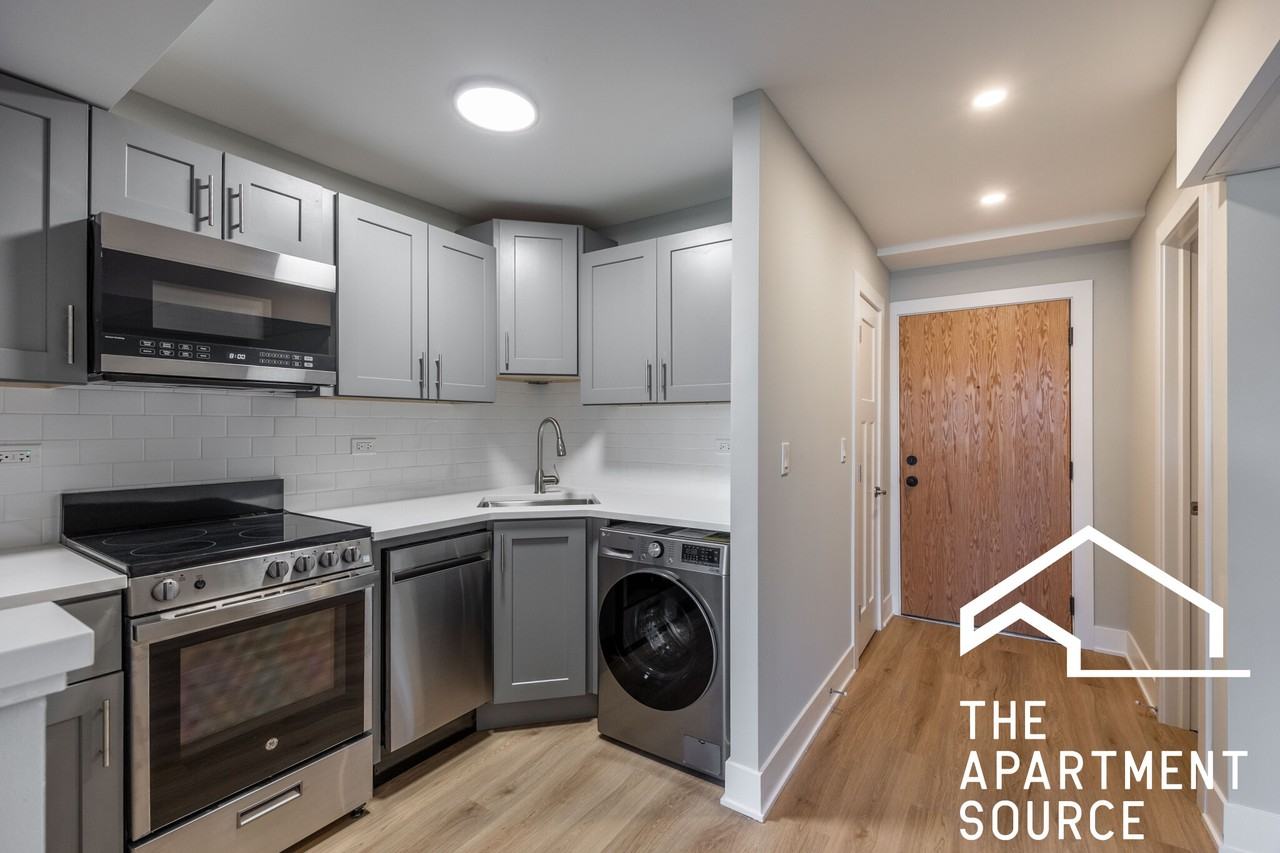 1220 N La Salle Dr #C5 - Photo 7 of 27