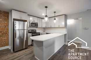 1220 N La Salle Dr #F5 - Photo 1 of 1