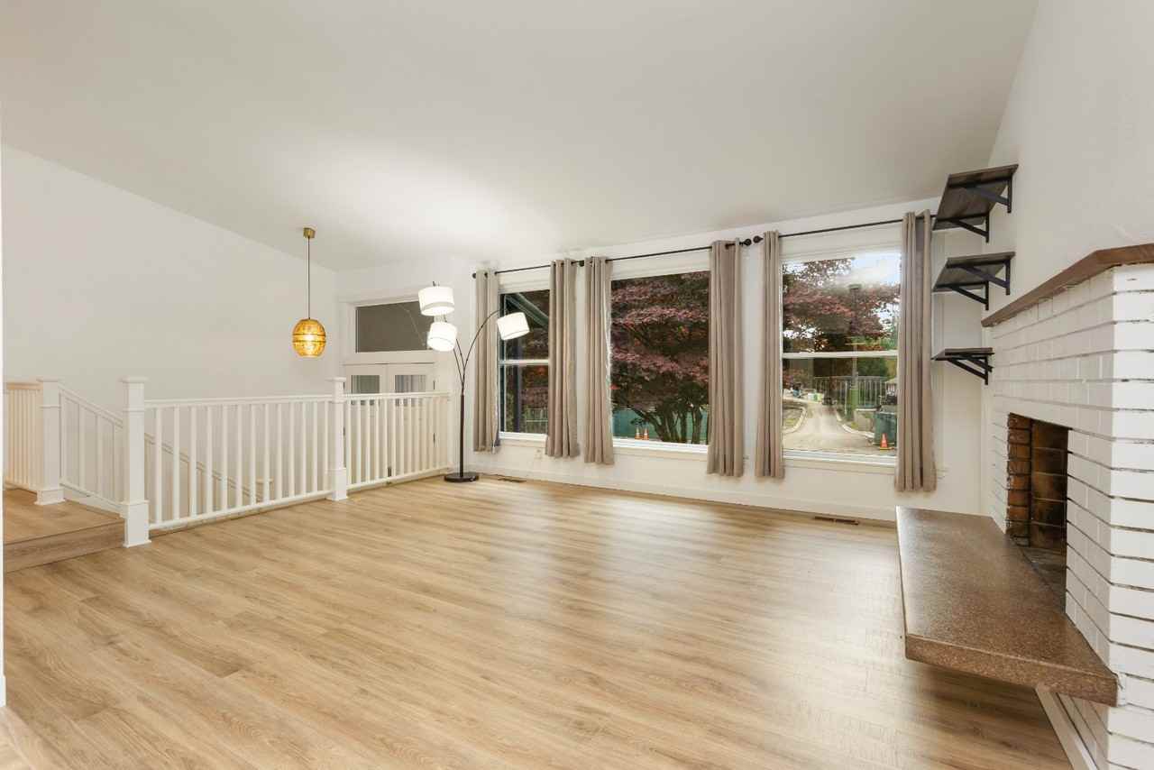 917 Duchess Road - Photo 7 of 40