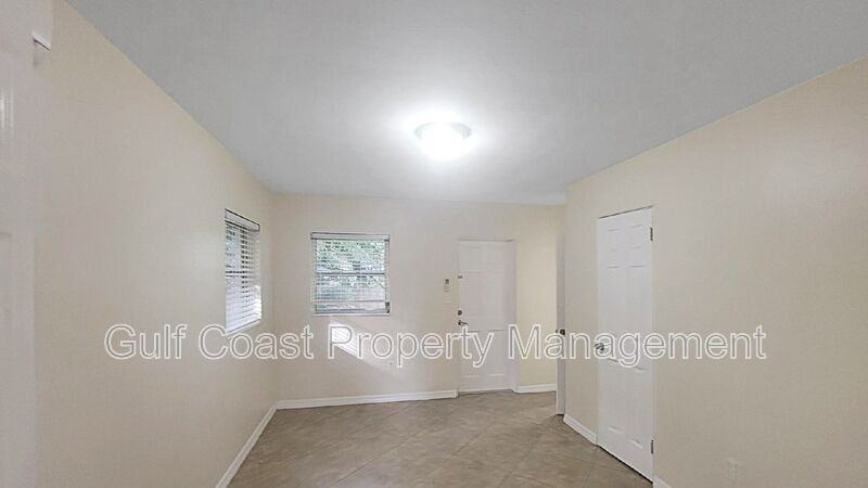 1604 8th Ave W - Photo 6 of 8