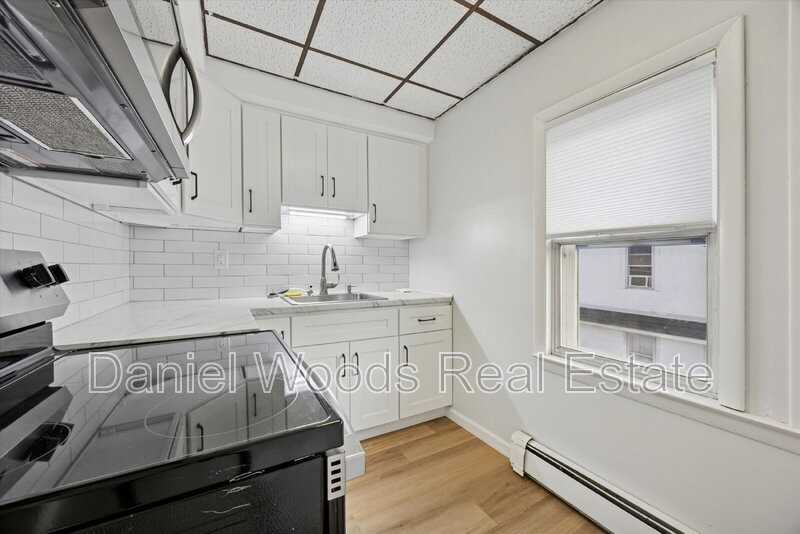 420 Glenwood Ave #2A - Photo 2 of 13