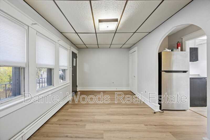 420 Glenwood Ave #2A - Photo 3 of 13