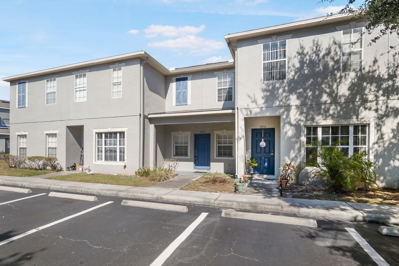 6754 Lake Rochester Ln - Photo 3 of 26