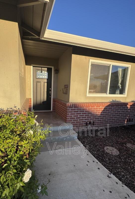 1314 Carolyn Ave - Photo 2 of 31