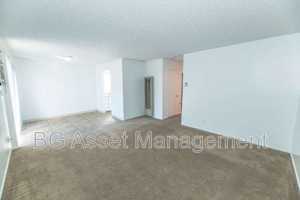 featured image of 1746 Kidder Ave #5