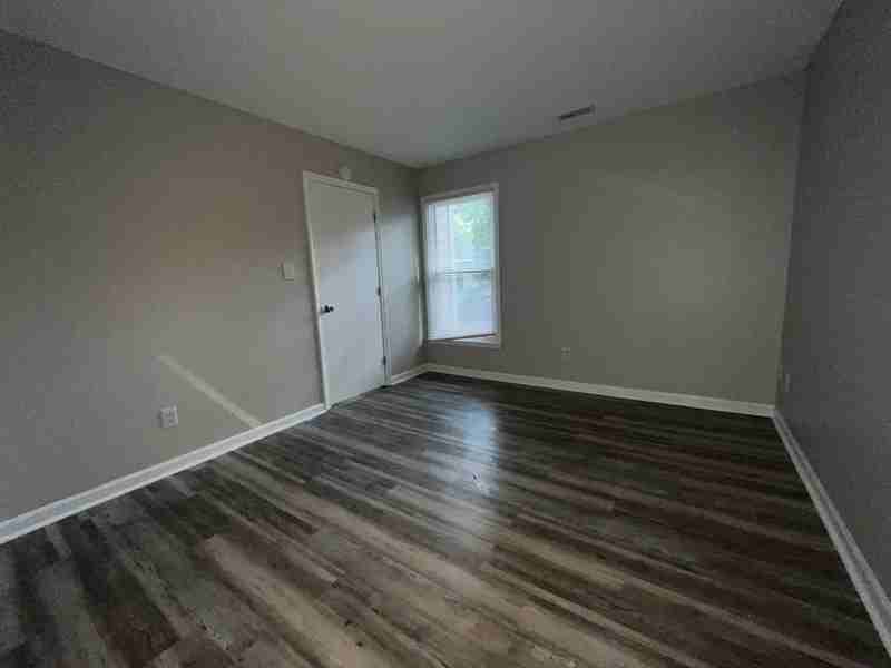 3561 Mill Run - Photo 6 of 38