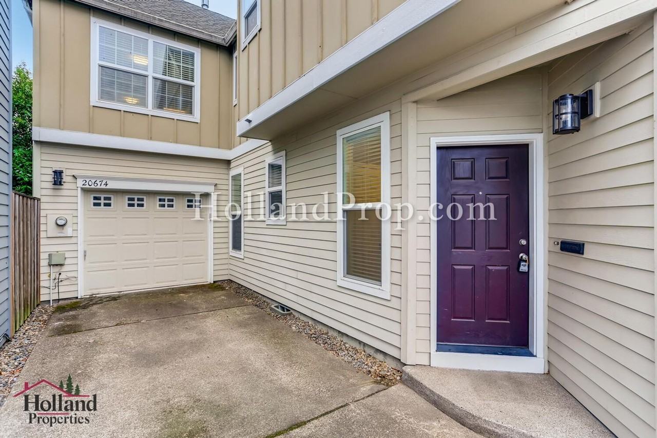 20674 Southwest Marimar Street - Photo 3 of 28