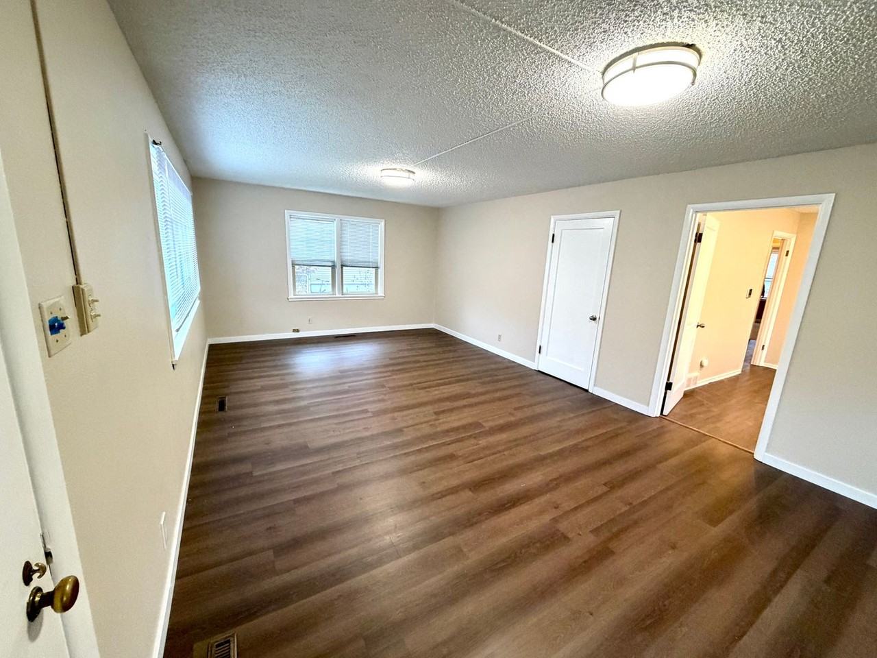 3615 N Gove St - Photo 7 of 43