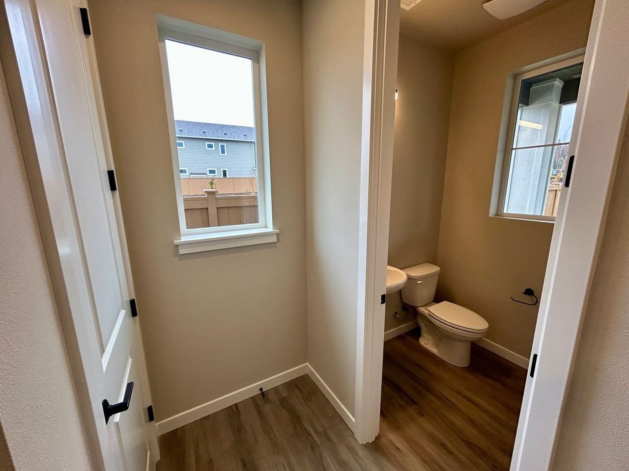 2213 168th Pl Ne - Photo 4 of 39