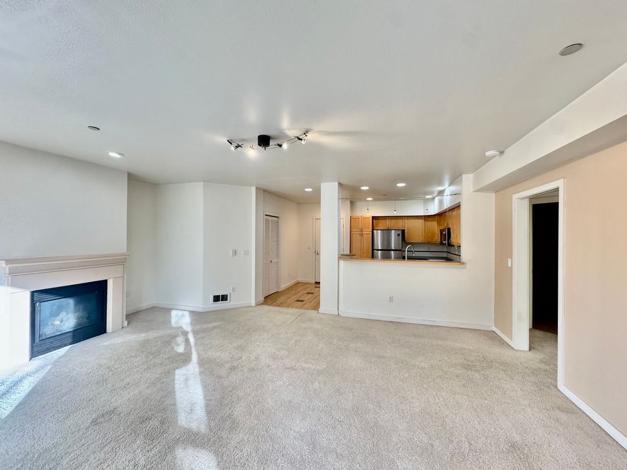 925 110th Avenue Northeast #405 - Photo 6 of 10