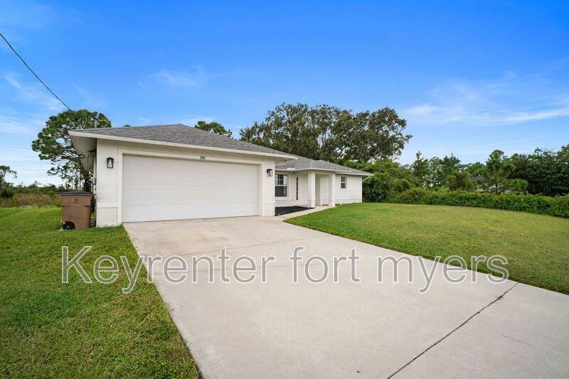 3011 50th St Sw - Photo 2 of 33