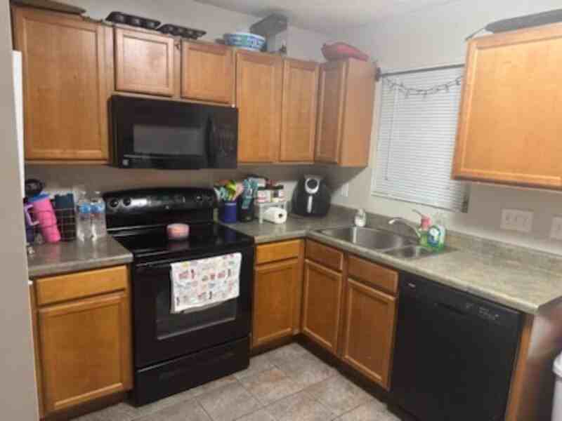 322 N Ferne Clyffe Rd - Photo 3 of 8