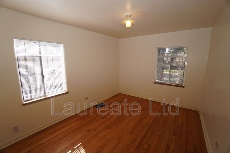 1198 Glencoe St - Photo 4 of 17