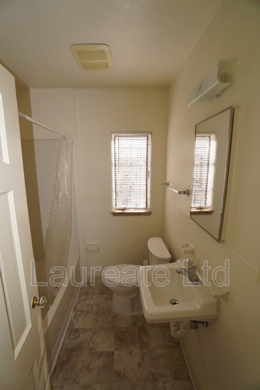 1198 Glencoe St - Photo 5 of 17