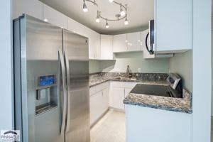 featured image of 909 Kahuna Ln