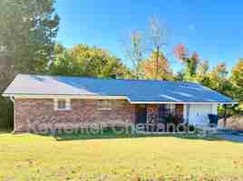 featured image of 4411 Comet Trl